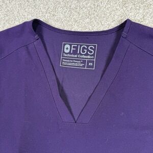 Figs Casma Scrub Top Women's XS Purple V-Neck FIONx 3 Pocket‎ Scrubs